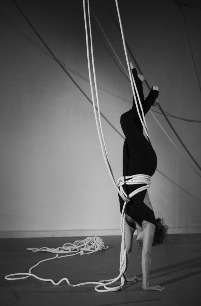 Silvia handstand BW